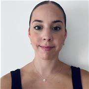 ¡Hola! ¿Qué tal? Soy Esther Licenciada en Pedagogía Terapéutica con más de 6 años de experiencia en el sector de la enseñanza. Soy especialista en alumnos con dificultades de aprendizaje e inglés ya que poseo un C1 en dicho idioma.
